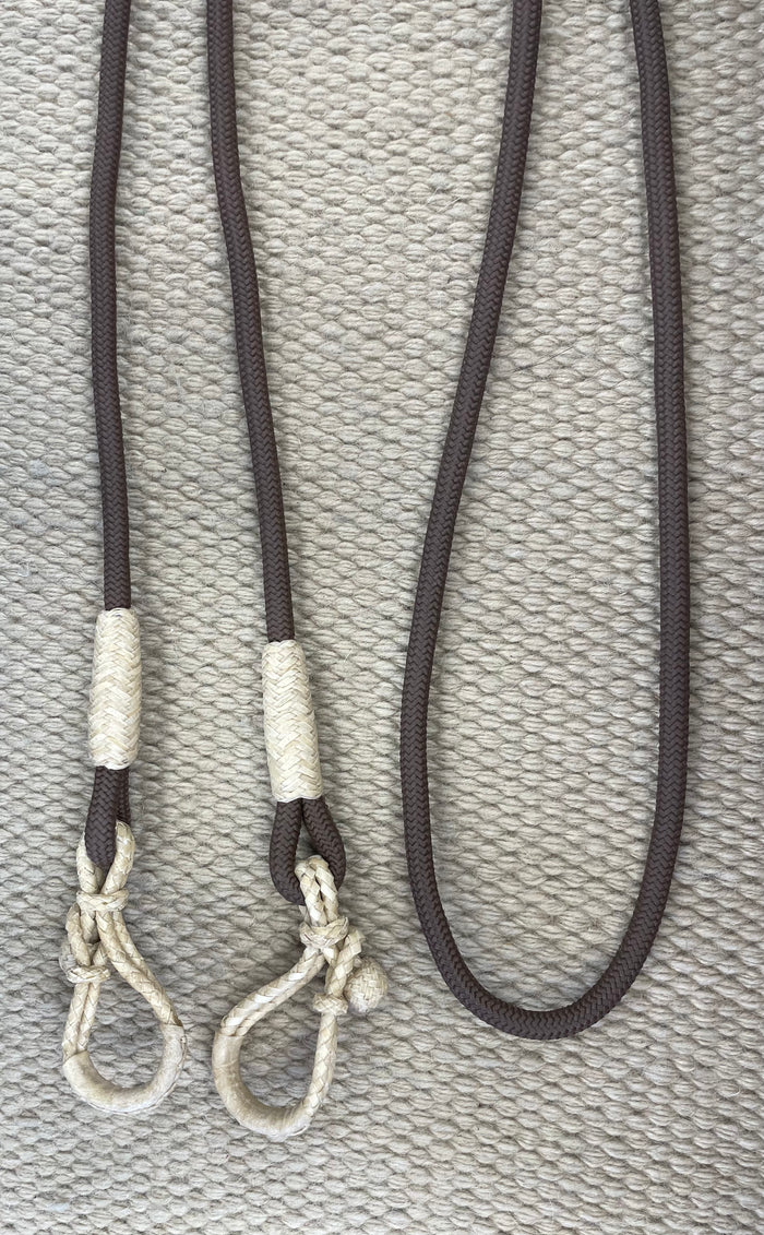 Closed Reins - CR22 - 8' Brown w/ Rawhide Connectors