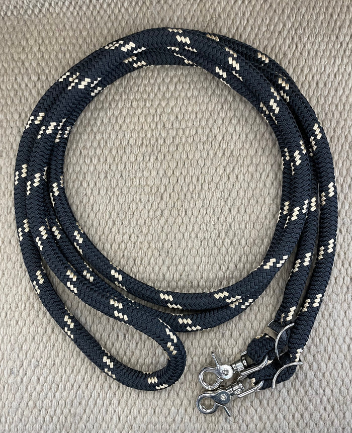 Closed Reins - CR28 - Yacht Braid Single Black and Tan 10'