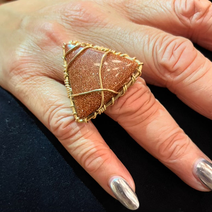 ✨ELEGANT INFLUENCE✨ BRONZE+GOLDSTONE RING