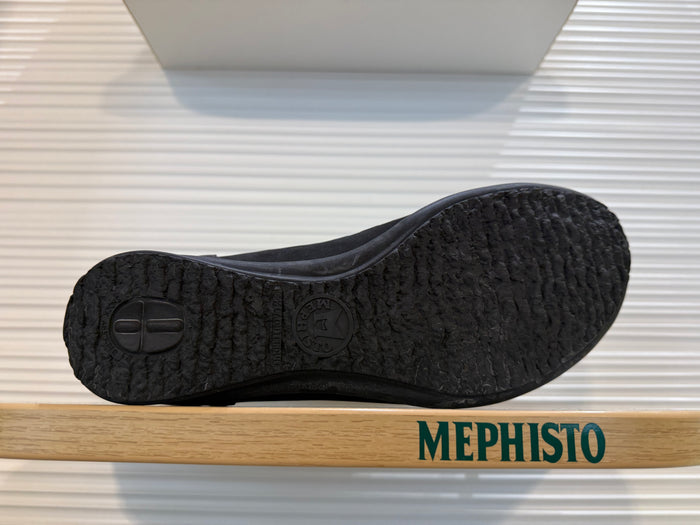 Women's Sample Second Perf Black Slipon size 6.5 - 8284