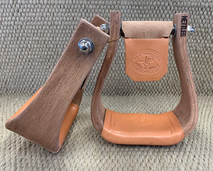 Stirrups - STP44 - Nettles 3" Chisholms Gunstock