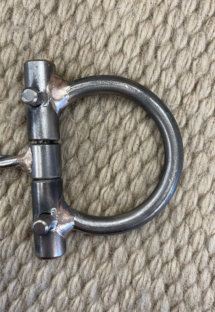 BIT - NH27 - Nolan Hansen Signal D-Ring Twisted Dogbone Snaffle - 2 1/2" Rings