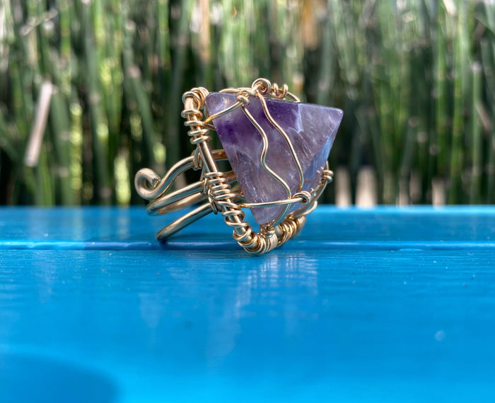 BRONZE+AMETHYST PYRAMID RING