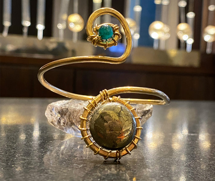 BRONZE+PYRITE+GREEN CAT’S EYE WRAP BRACELET