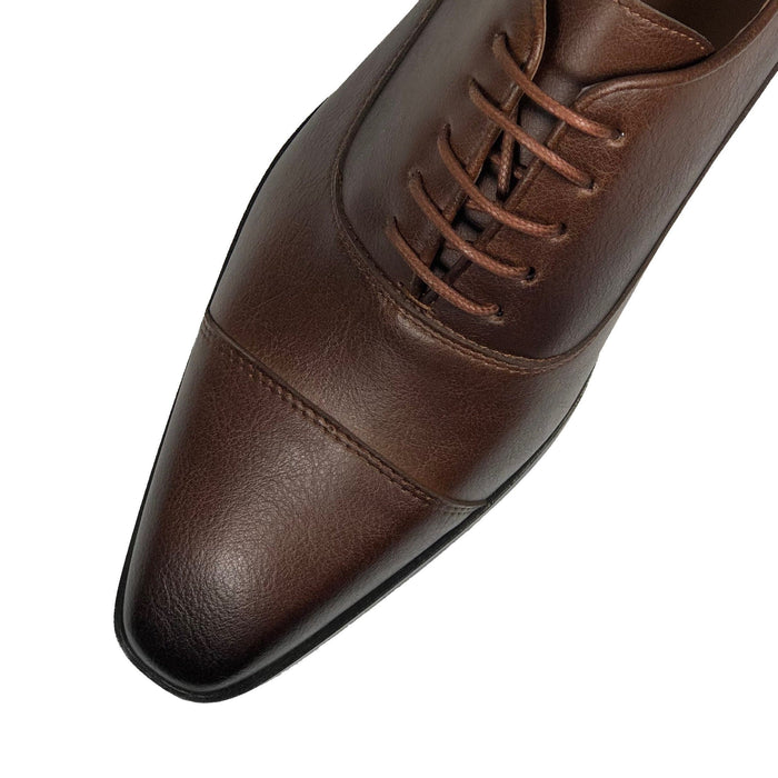 'Laurent' - cap-toe classic vegan oxford in chestnut by Zette Shoes - Vegan Style