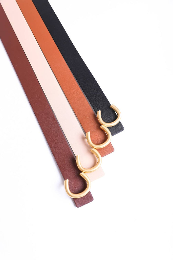 Minimalist Gold Horseshoe Belt