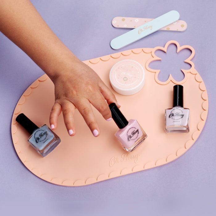 Oh-Flossy-Nail_Painting-Mat-For-Kids-02