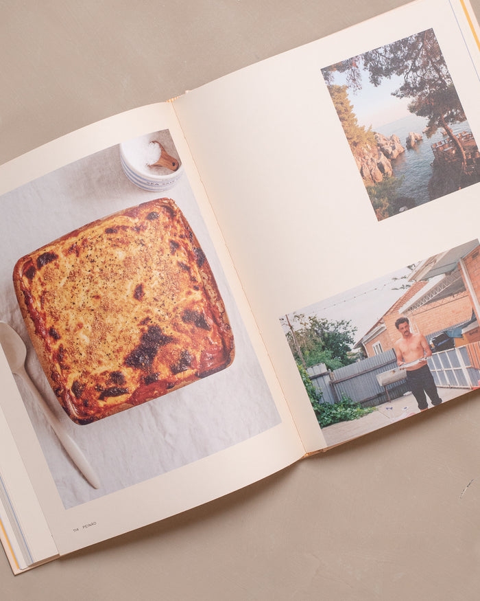 Peináo: A Greek Feast for All