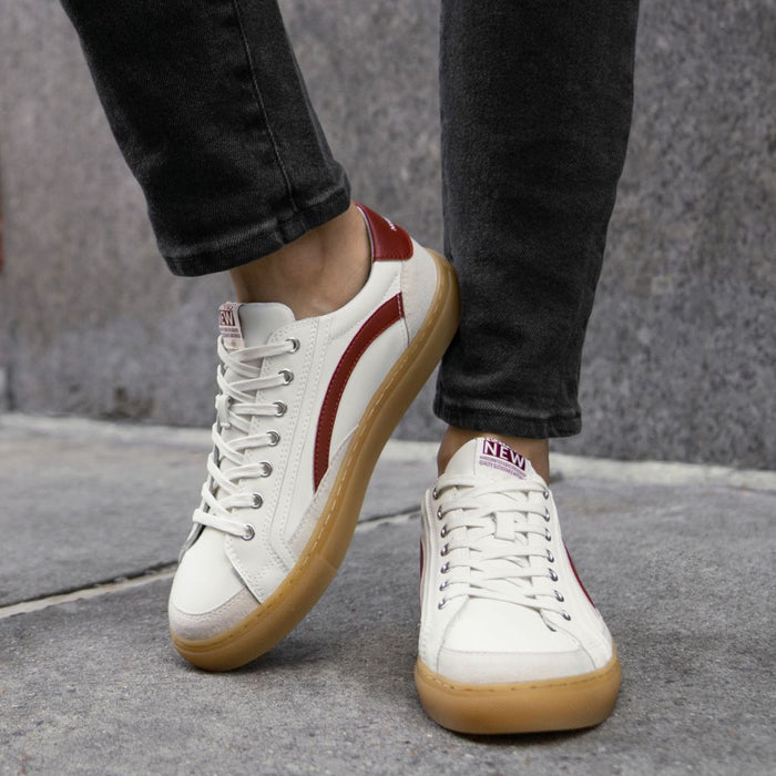 Women's Saga One | Red